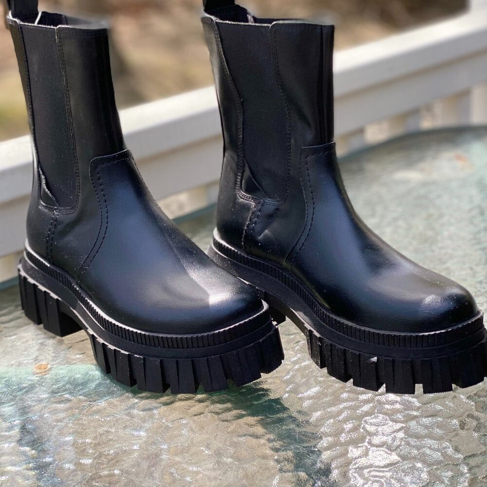 Women's Uk37 USA 61/2 Stradivarius Chunky Biker Boot Black